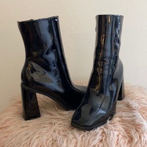 Black patent chunky heel boots